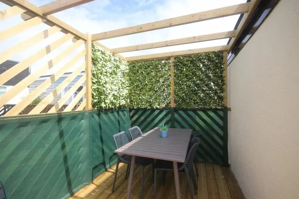 20F Medmerry Park 2 Bedroom Chalet