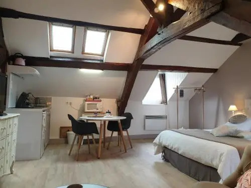 Danciennes chambres de bonnes