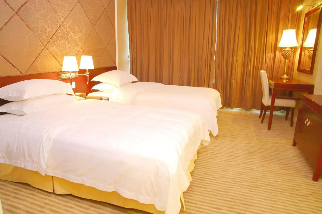 Vanguard Hotel