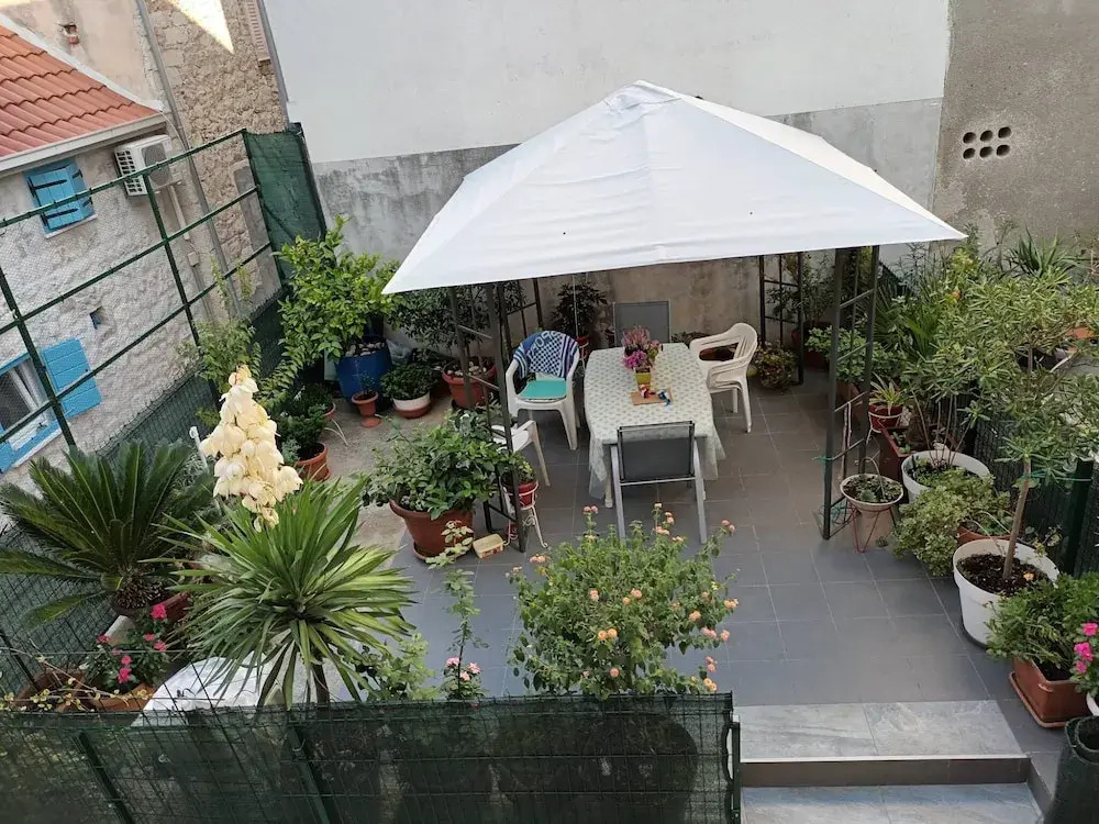 Cozy Studio Apartments with Terrace Near Kaštela Promenade