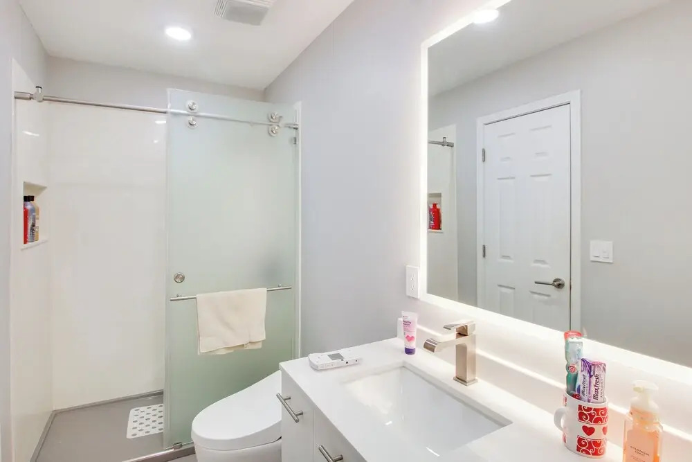 2 Mi to KU Campus: Group Getaway w/ Patio & Garden