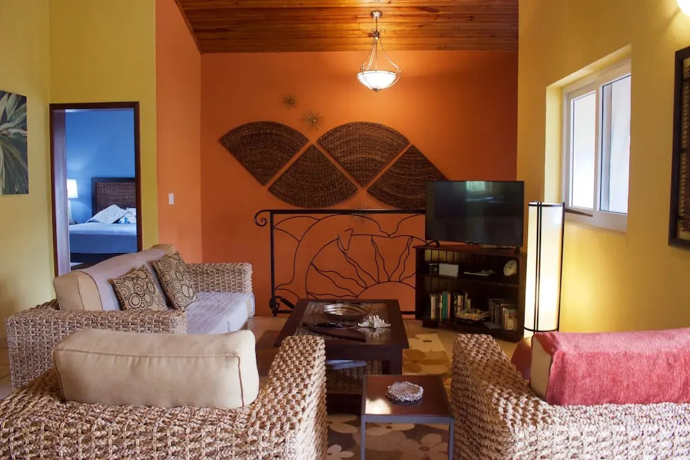 Sunset Villas 6A