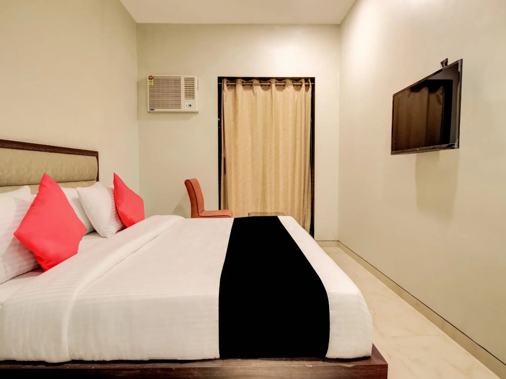 Capital O 65429 Hotel Merakee