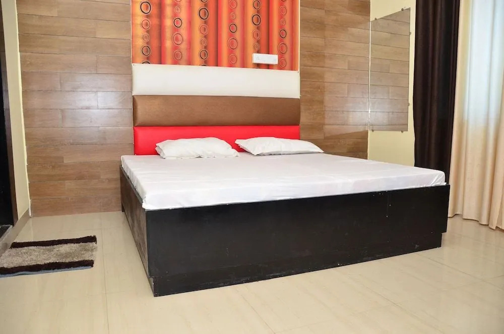 Hotel Shivay Palace