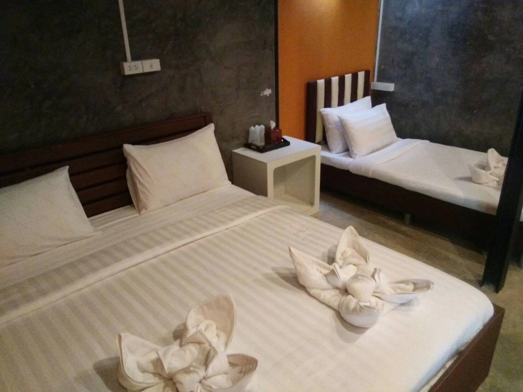 Riverpool Resort
