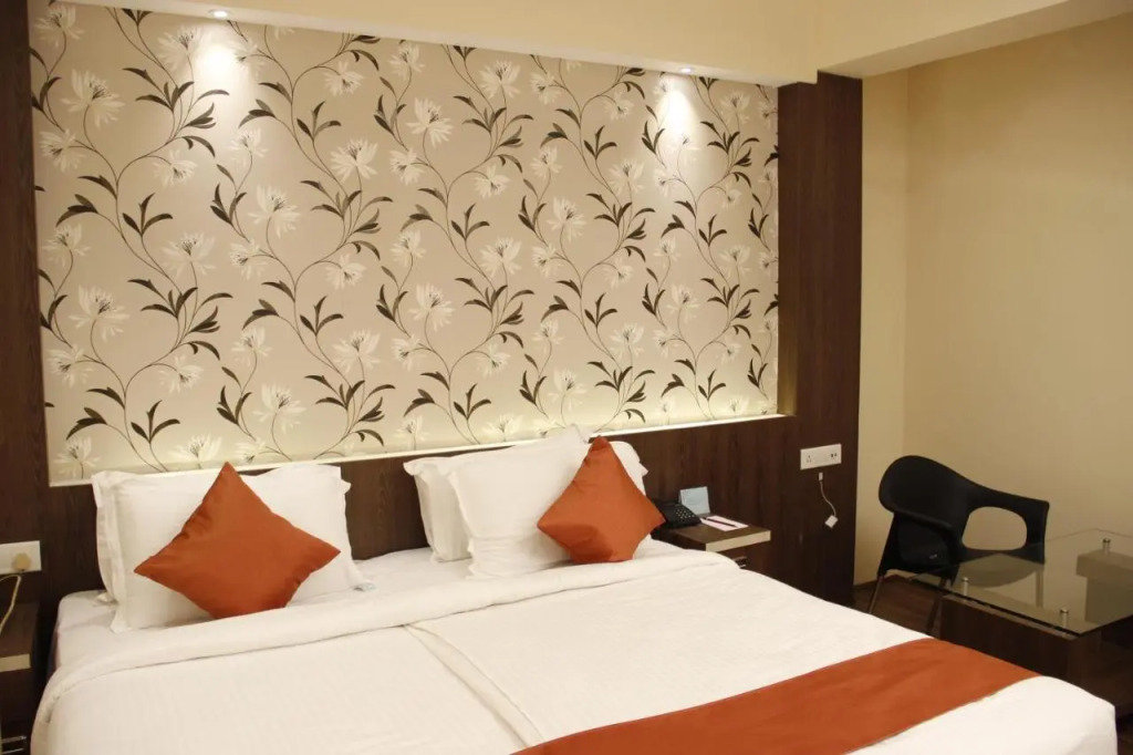 Regenta Inn Larica