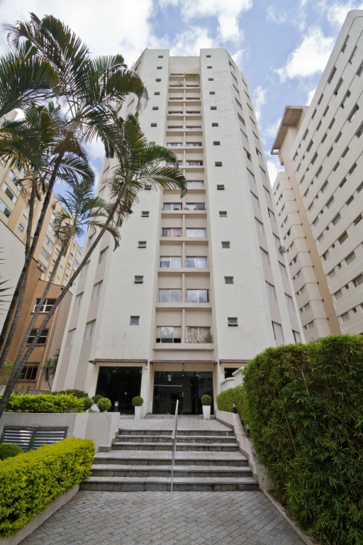 Oscar Freire Apart
