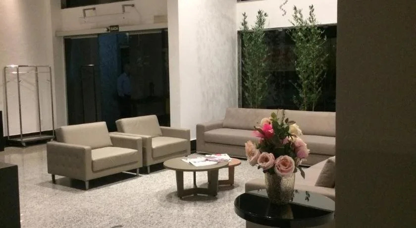 Líber Hotel Nova Serrana - Conforto na Rota da BR-262