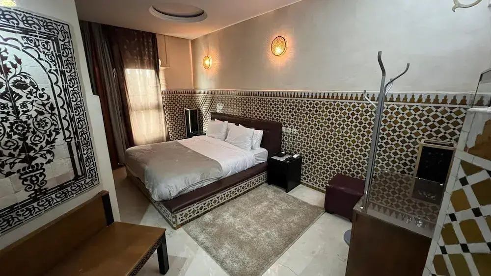 Hotel Pyramides Collection