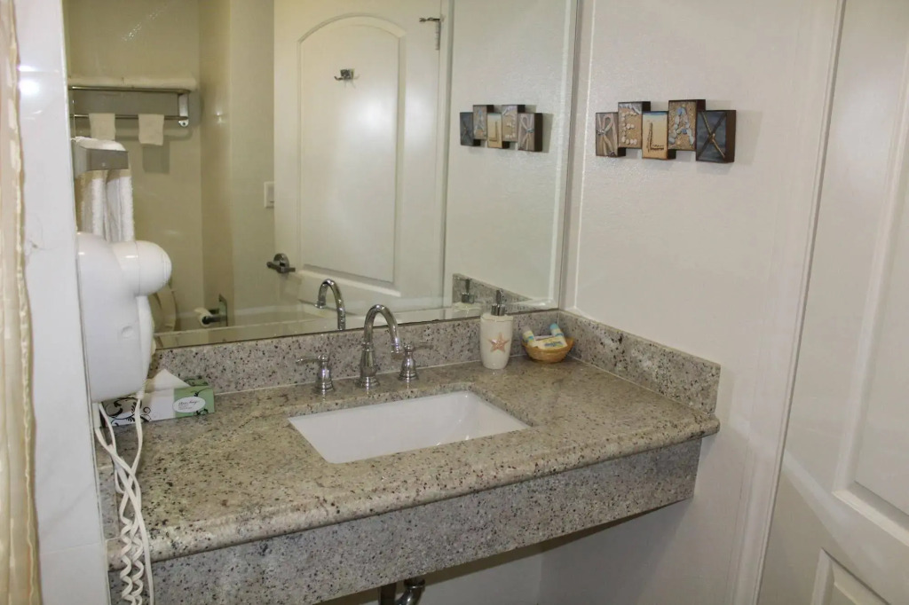 Ocean Surf Inn & Suites