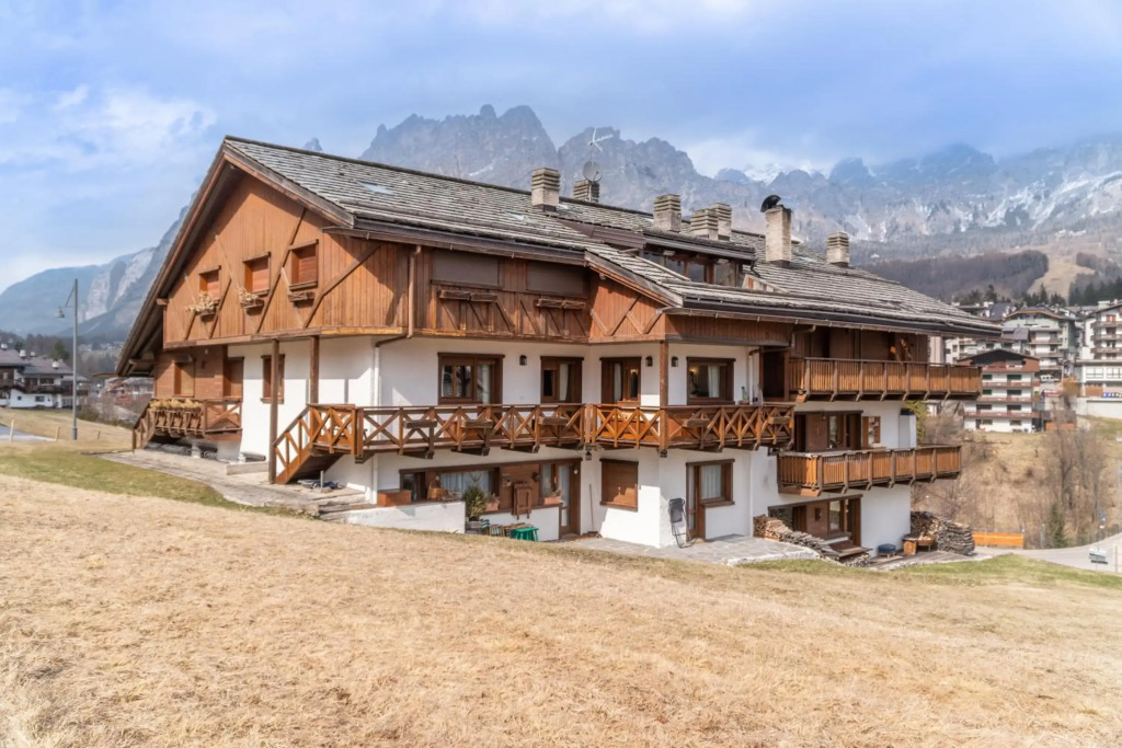 CORTINA Lodge