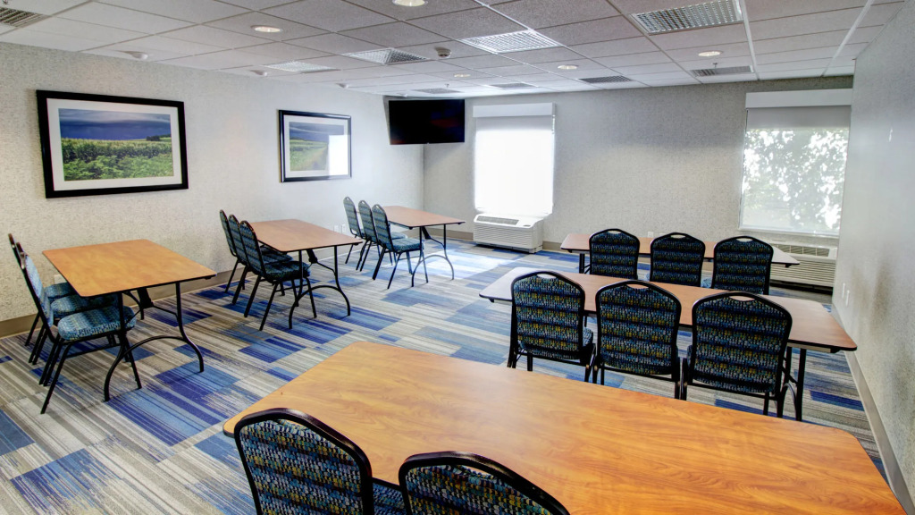 Holiday Inn Express & Suites Sioux City-South by IHG