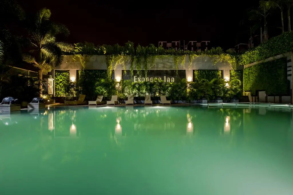 Hotel Express Inn