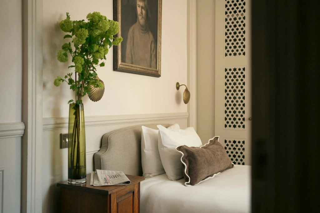 Georgian House Hotel