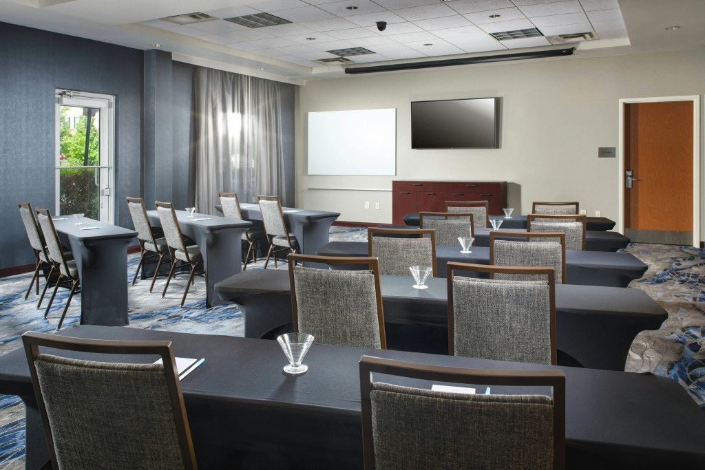 Fairfield Inn & Suites Chattanooga I-24/Lookout Mountain