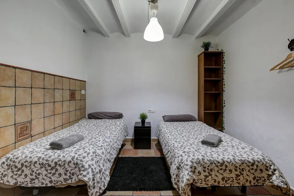 9 pax las Ramblas, Montserrat (Barcelona)