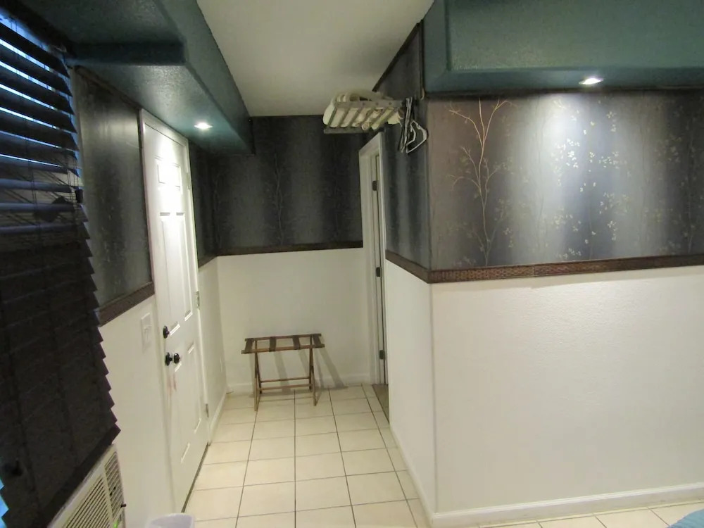 K7 Bed & Breakfast