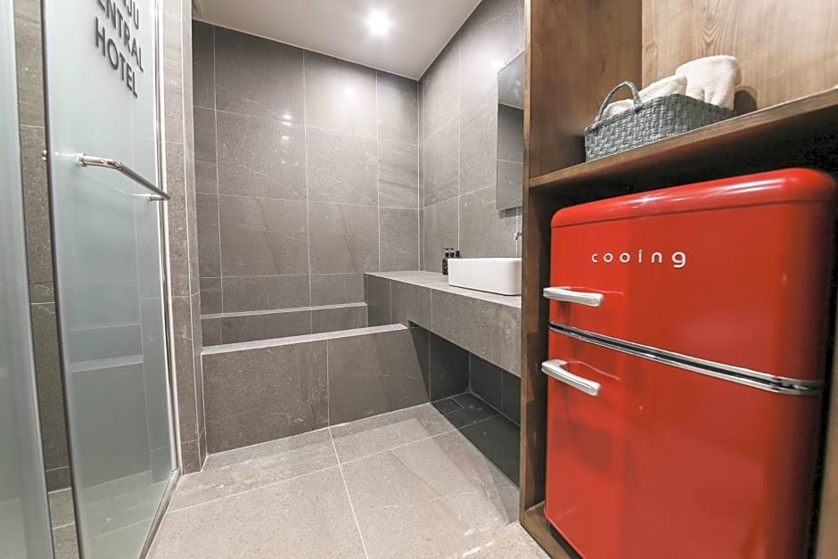 Wonju Central Hotel