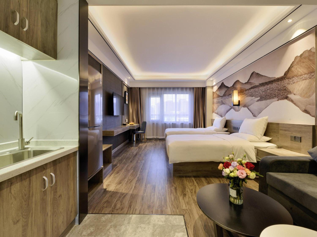 Mercure Taiyuan Changfeng Street