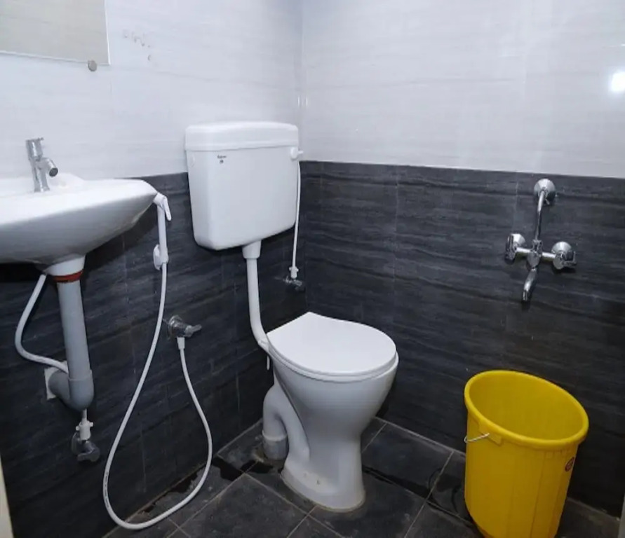 Hotel Suryaa Grand