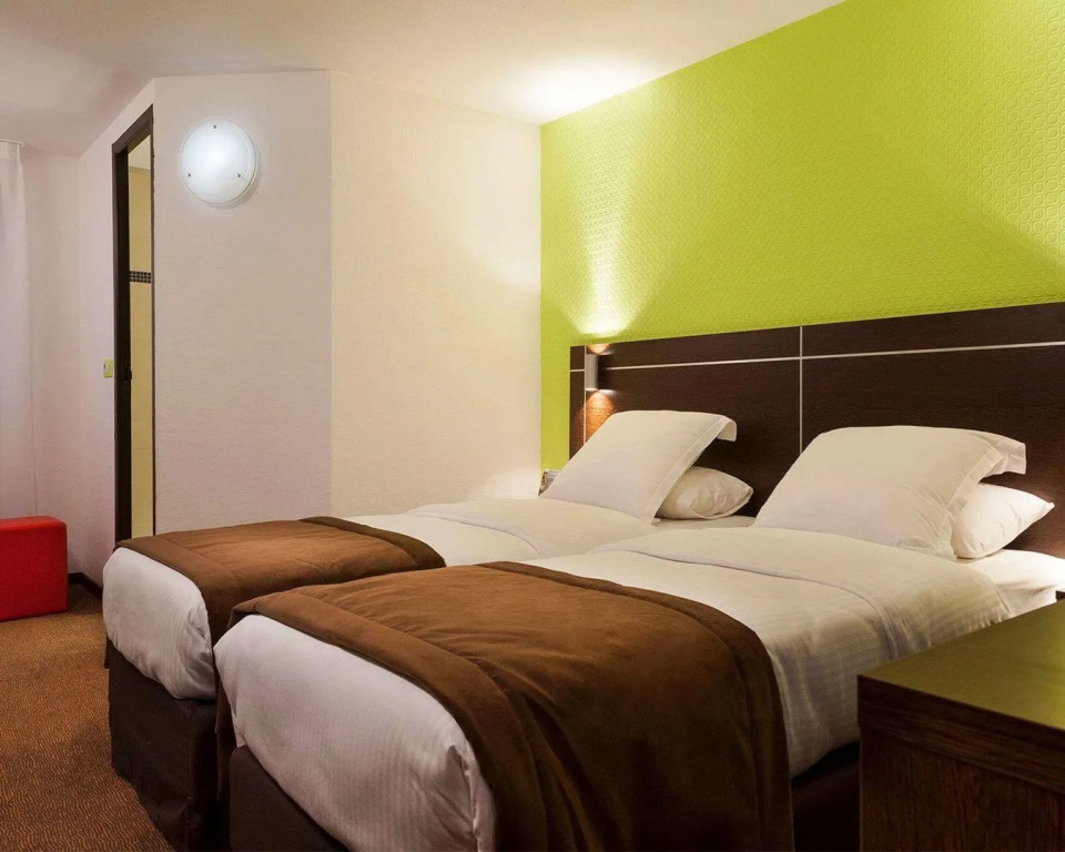 Louna Hotels