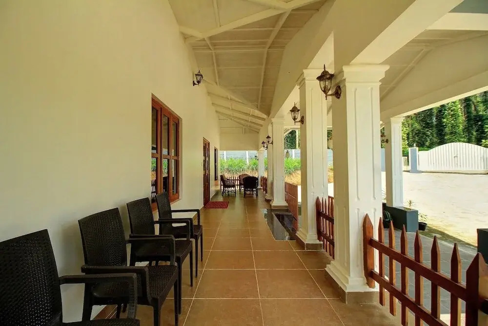 Home Luxury 3BHK By OYO Rooms