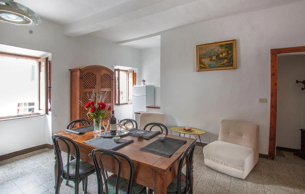 Stunning Home in Vivo D'orcia With Wifi and 2 Bedrooms