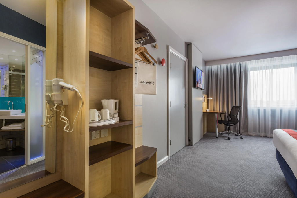 Holiday Inn Express London - Watford Junction by IHG