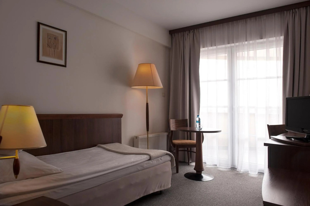 Hotel Edison Poznań Lotnisko Ławica