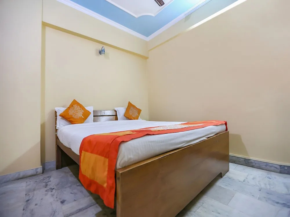 OYO 3574 Apartment CLUB 10