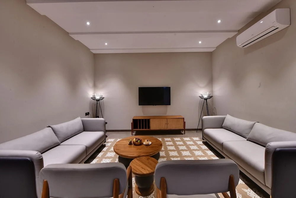 Maira Resort and Convention centre