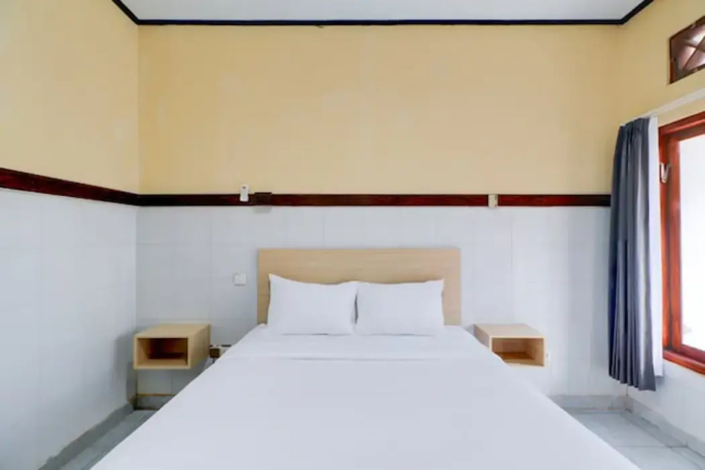 Townhouse Oak Legian Near Legian Beach Formerly Sayang Maha Merta
