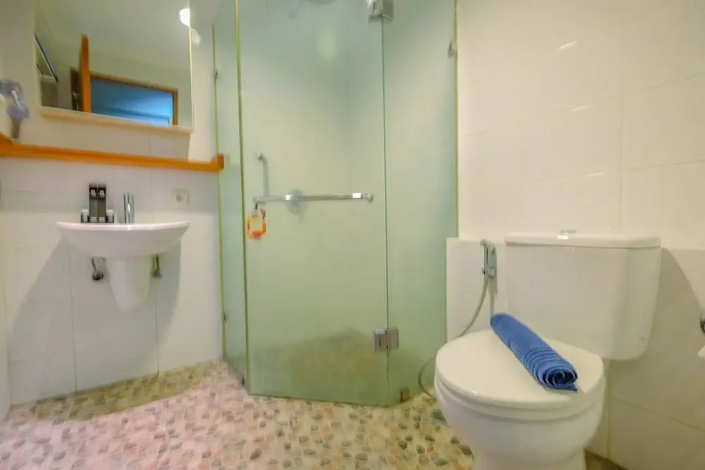 Premium 3BR Hampton's Park Apartment By Travelio