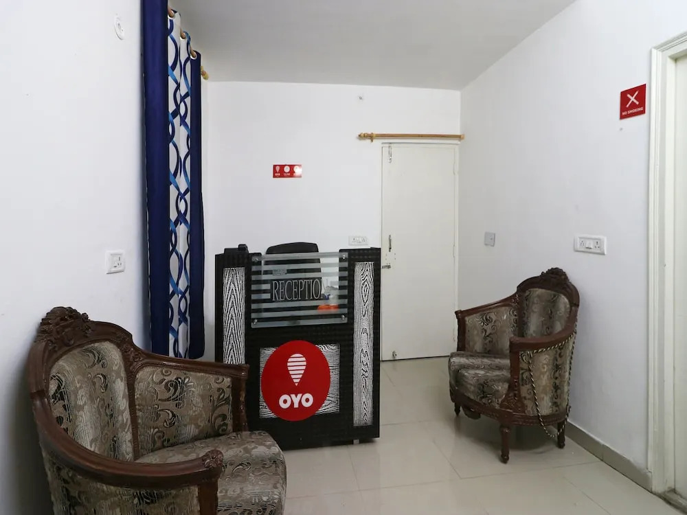 OYO 11521 Homestead Stay