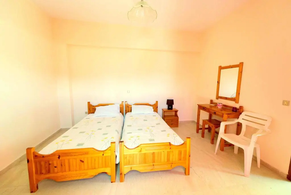 Katerina Pool Apartments