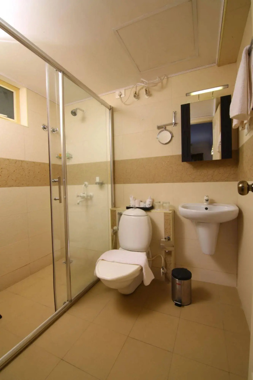 Atlas Airport Hotel Apartments