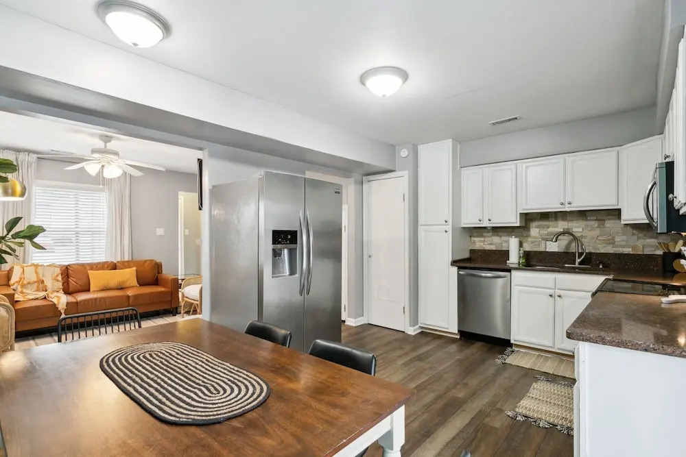 Beach Lair 3 Bedroom Townhouse by Redawning