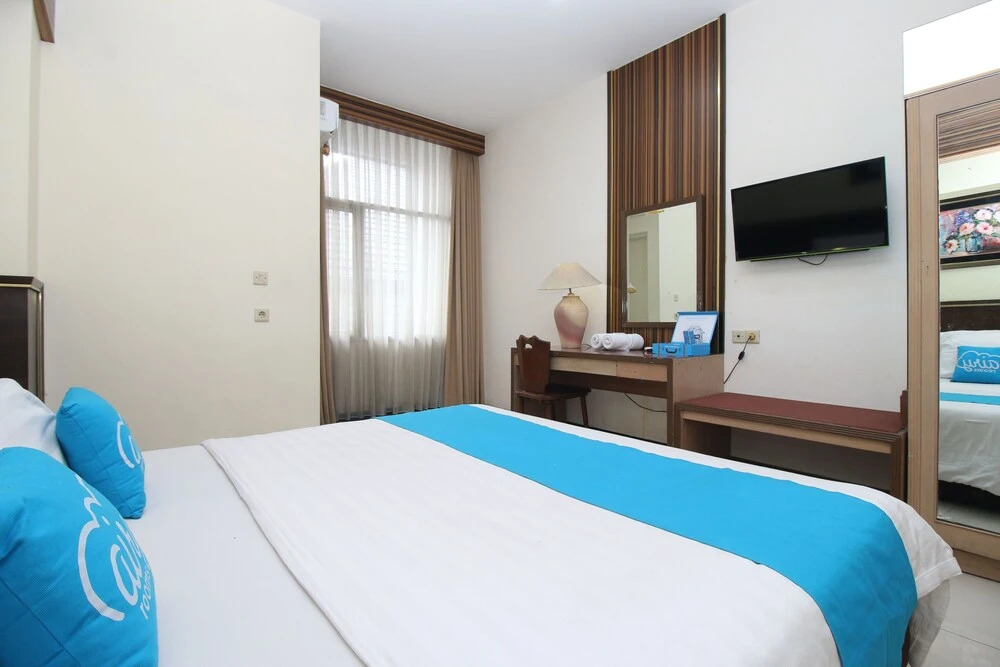 Airy Sukajadi Surya Sumantri 10D Bandung