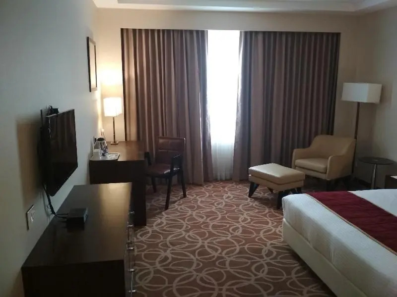 Y N Hotels