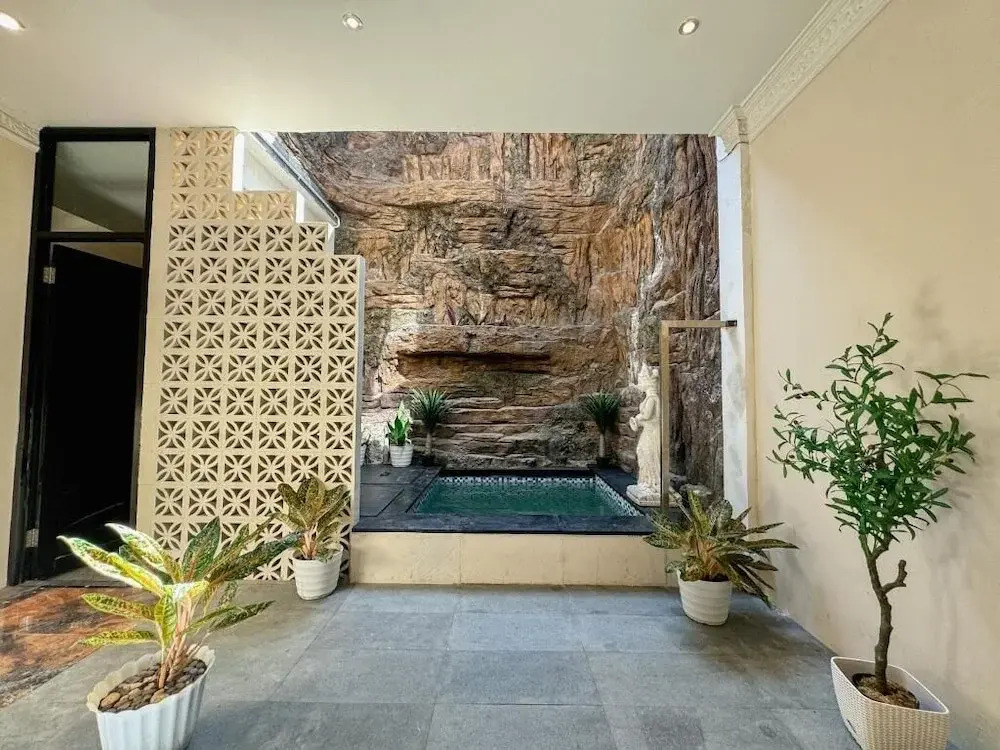 Merdeka Kuta Guesthouse