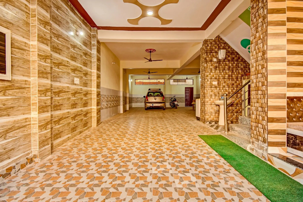 OYO 78851 Hotel Ayansh Residency