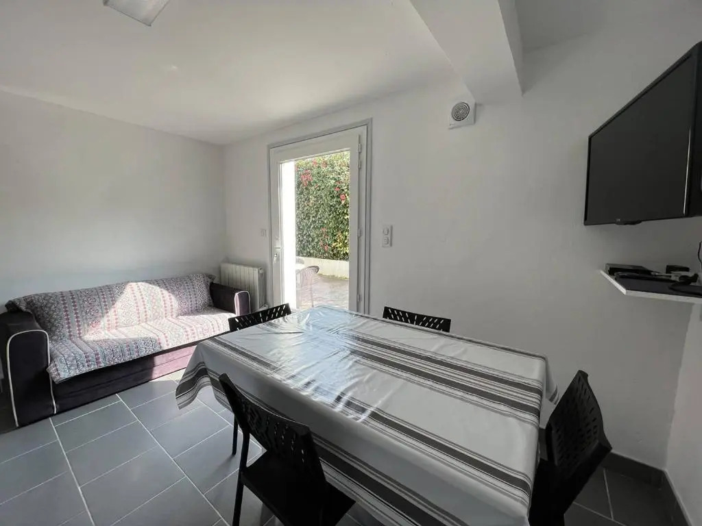 Appartement Cambo-les-Bains, 2 pièces, 2 personnes - FR-1-495-91