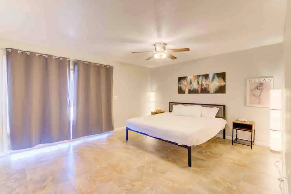 Arcade Game Room, 2 King Beds, ev Chargers