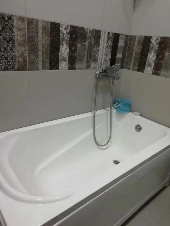 Khatuna guest house