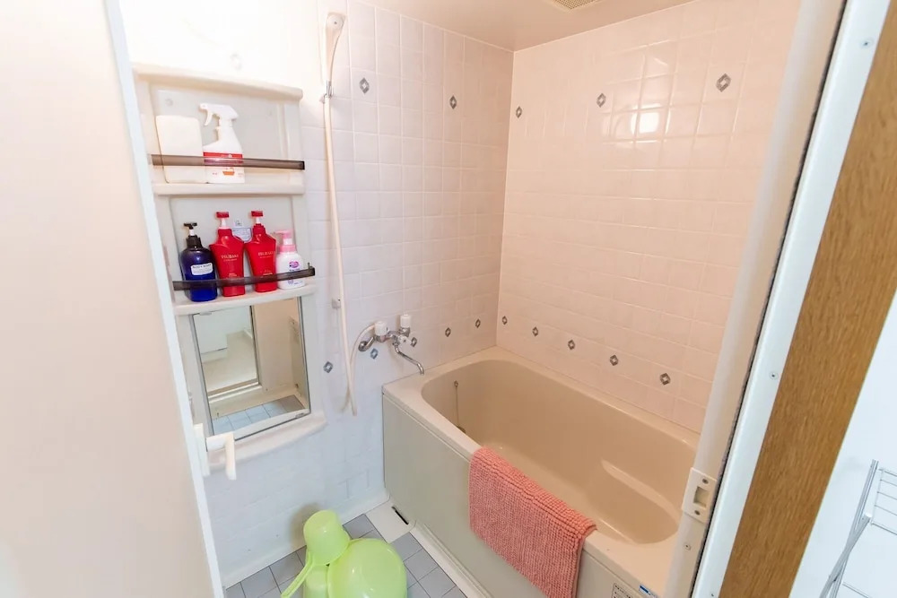 Elles Shirokane Guest house