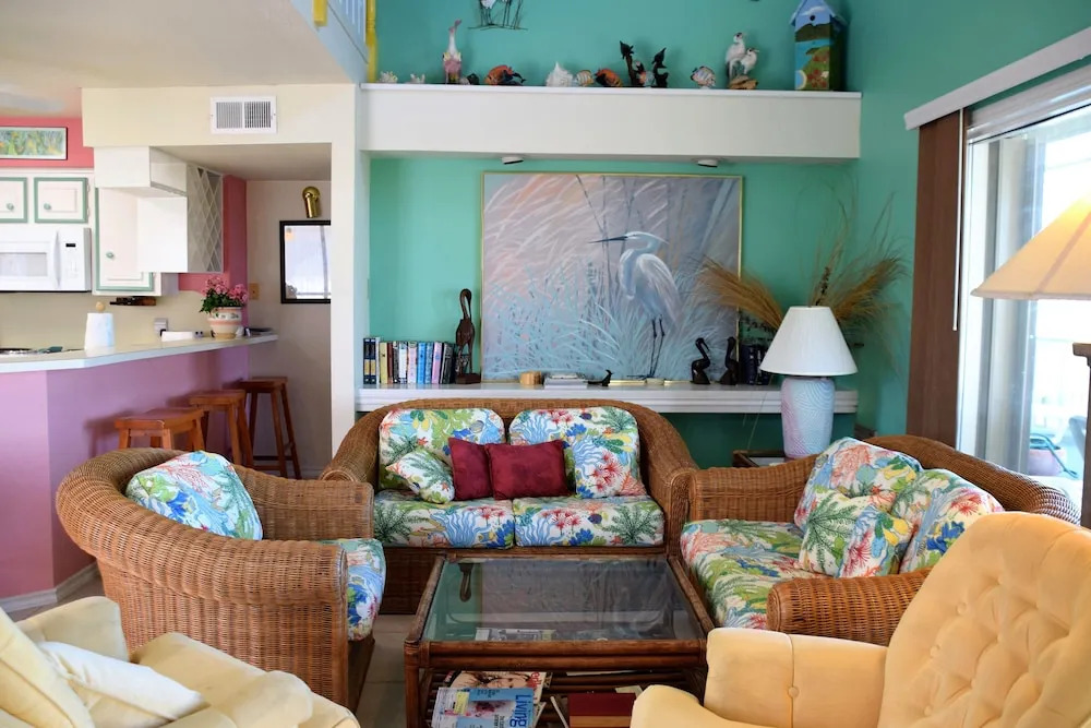 Dolphin House On The Beach - Four Bedroom Home