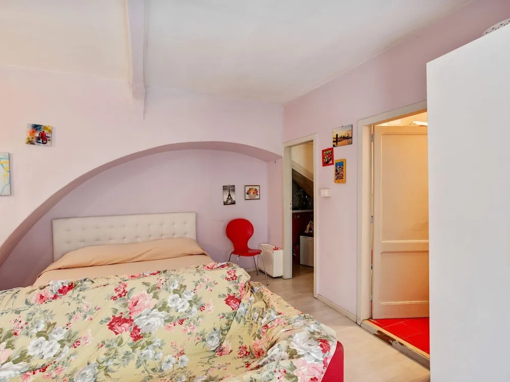 Central Apartment in Taormina Near the Sea