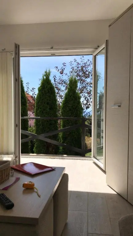 Kopaonik apartmani u Kraljevim Čardacima , Čar 27 i 6-13