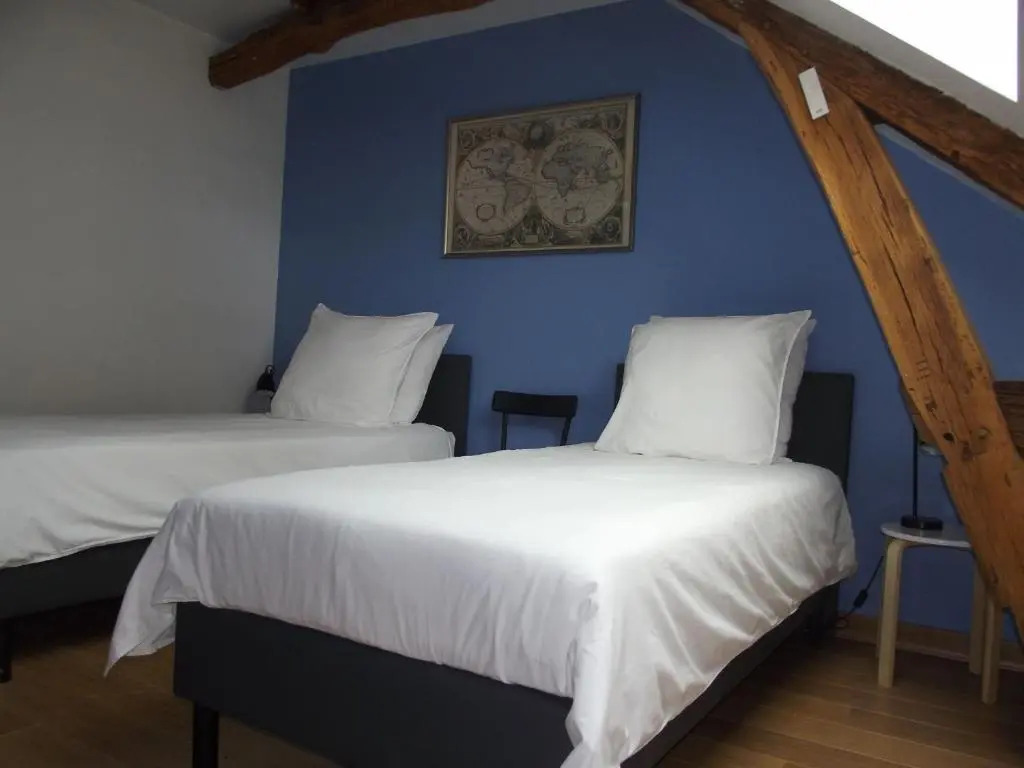 Charmante maison de campagne avec jardin privé, près de Paris et Orléans, idéale pour familles - FR-1-590-136