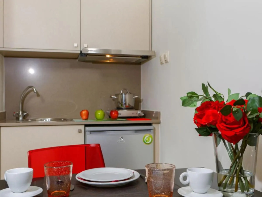 Pan Asia Seaview Apartment 2